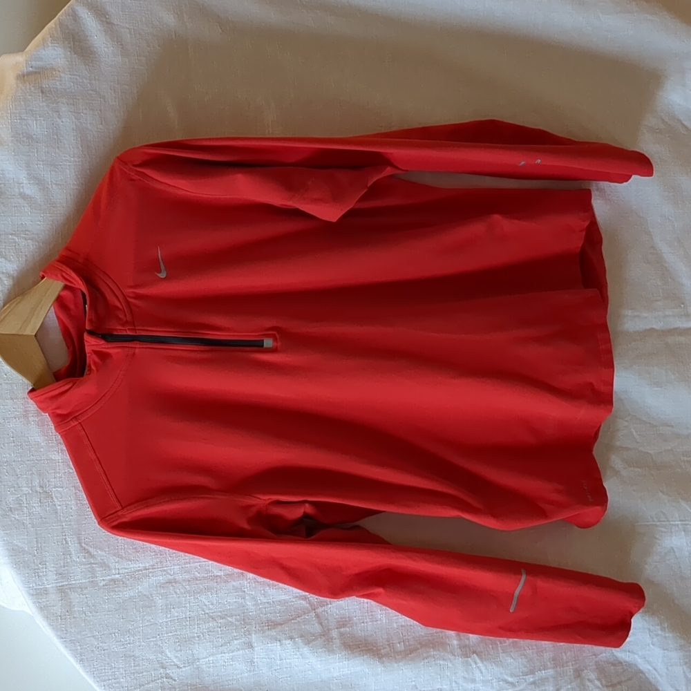 Nike top 1/4 neck long sleeve red medium